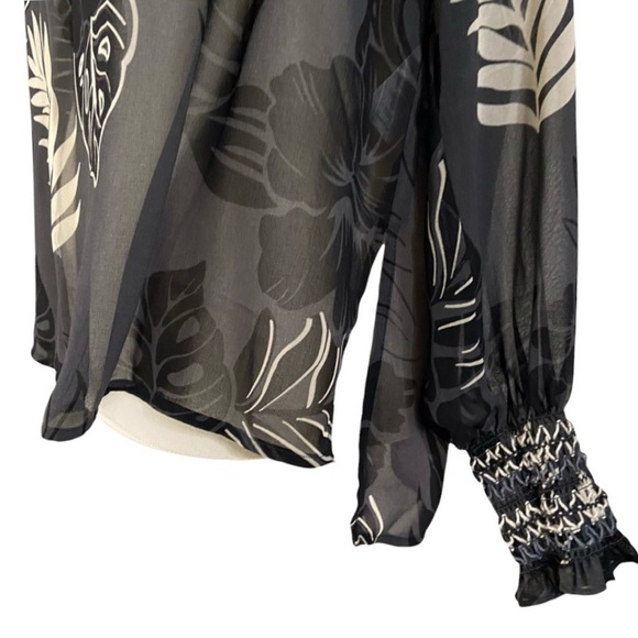 CABI #5597 Sheer Tropical Aloha Peasant Blouse Size Small - Picture 10 of 12